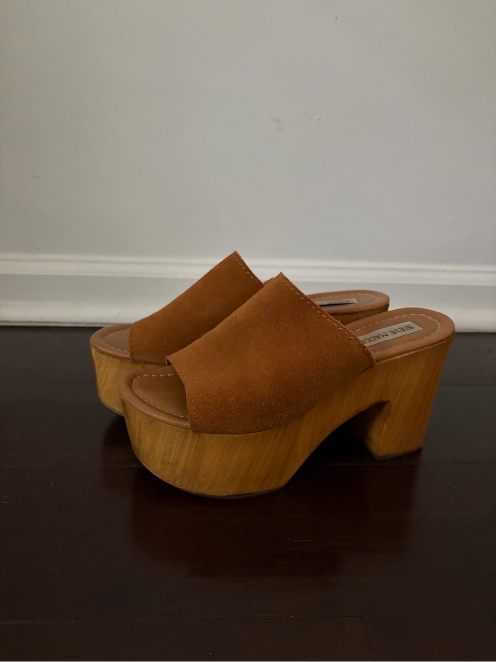 Steve Madden Tan Suede Platform Slide